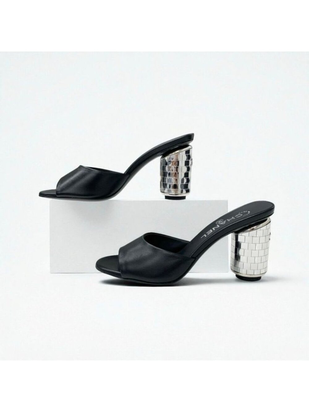 Chanel Sandals Shoes Leather Black Silver Coco Mark - Picture 4 of 10